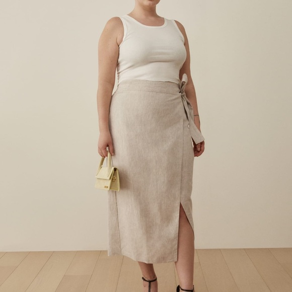 Reformation Petites Florence Skirt - Picture 2 of 5